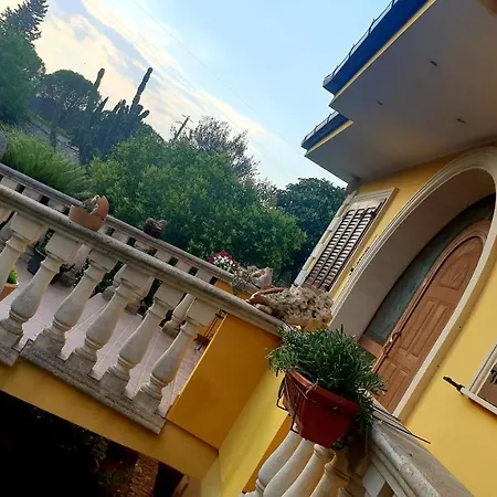 Sargheruoli Apartmán *